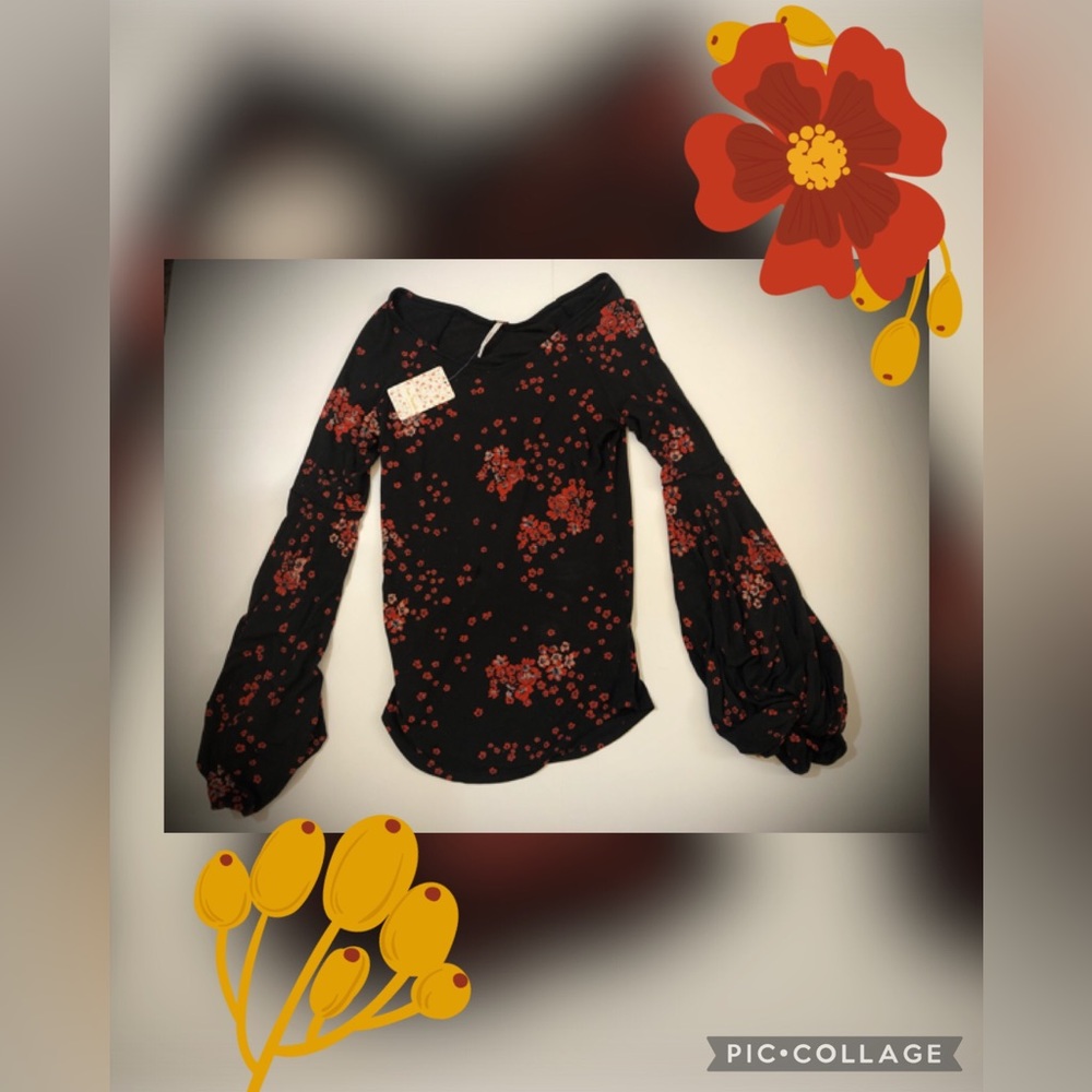 (1) Free People Floral Shirt with puffer sleeves